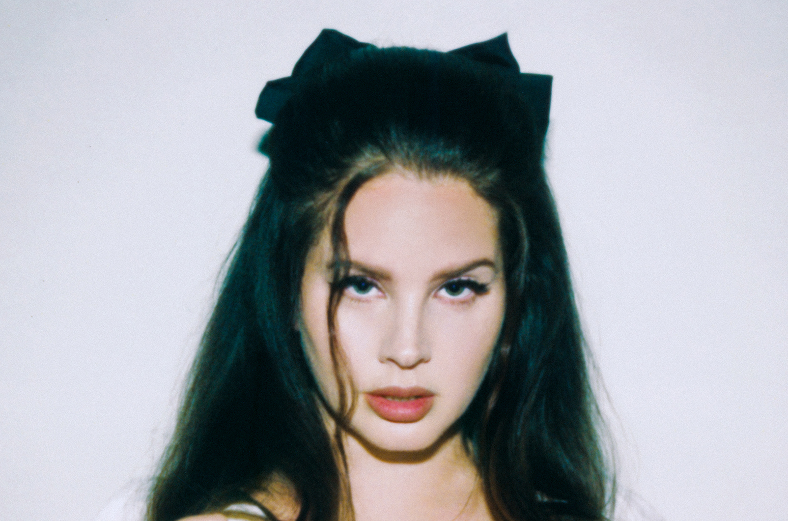 Lana Del Rey Announces New Album ‘Lasso'