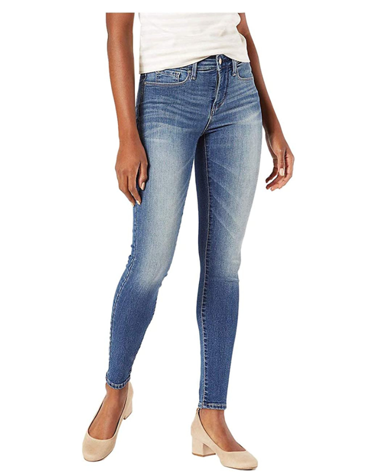 Bestselling Amazon Jeans to Add to Your Cart