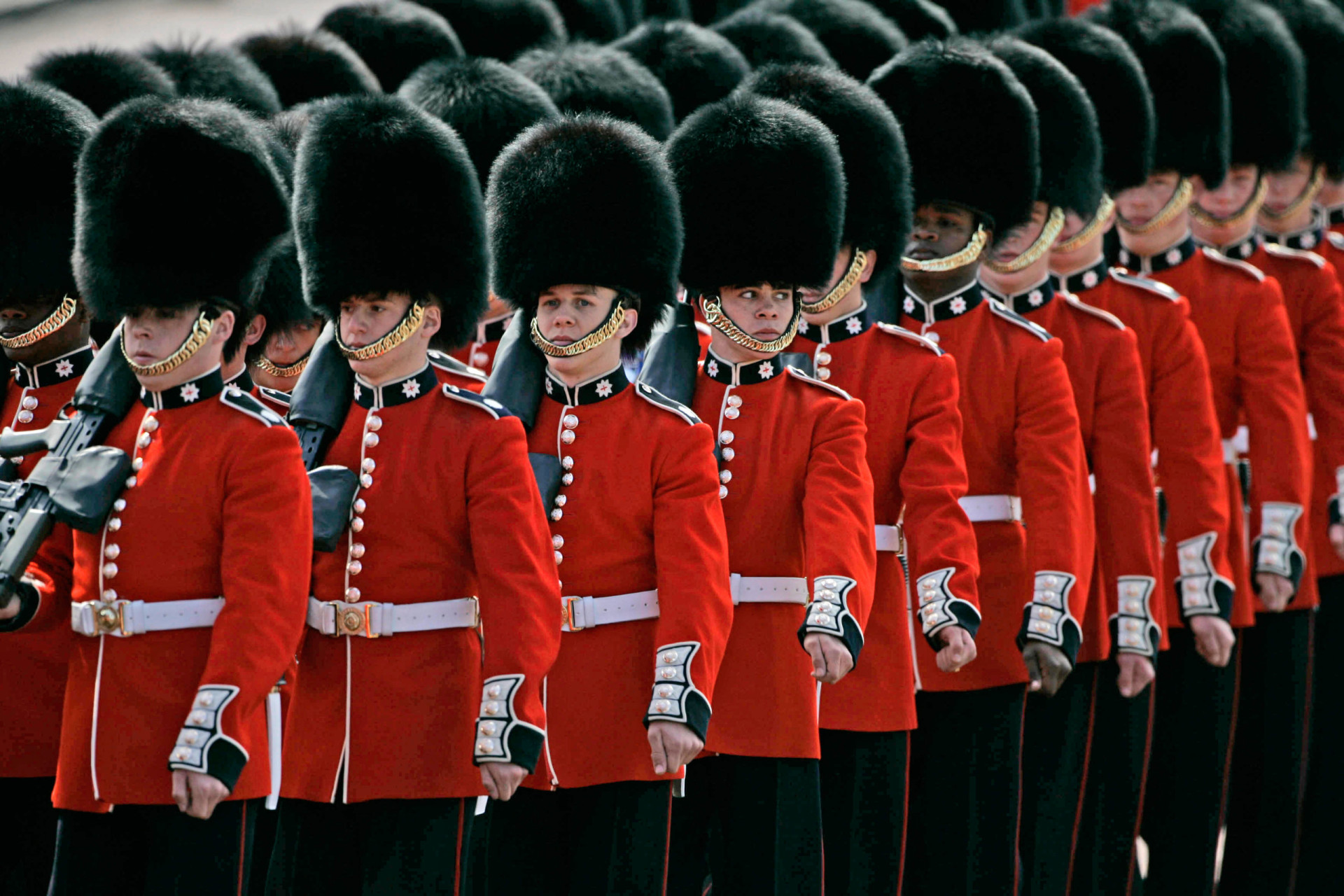 the-secret-life-of-a-royal-guard