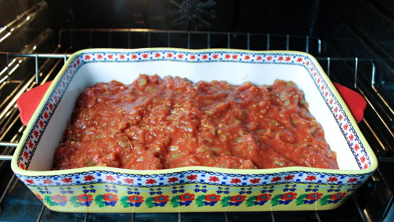 Need An Easy Recipe For Dinnertime? Cheesy Salsa Chicken Bake