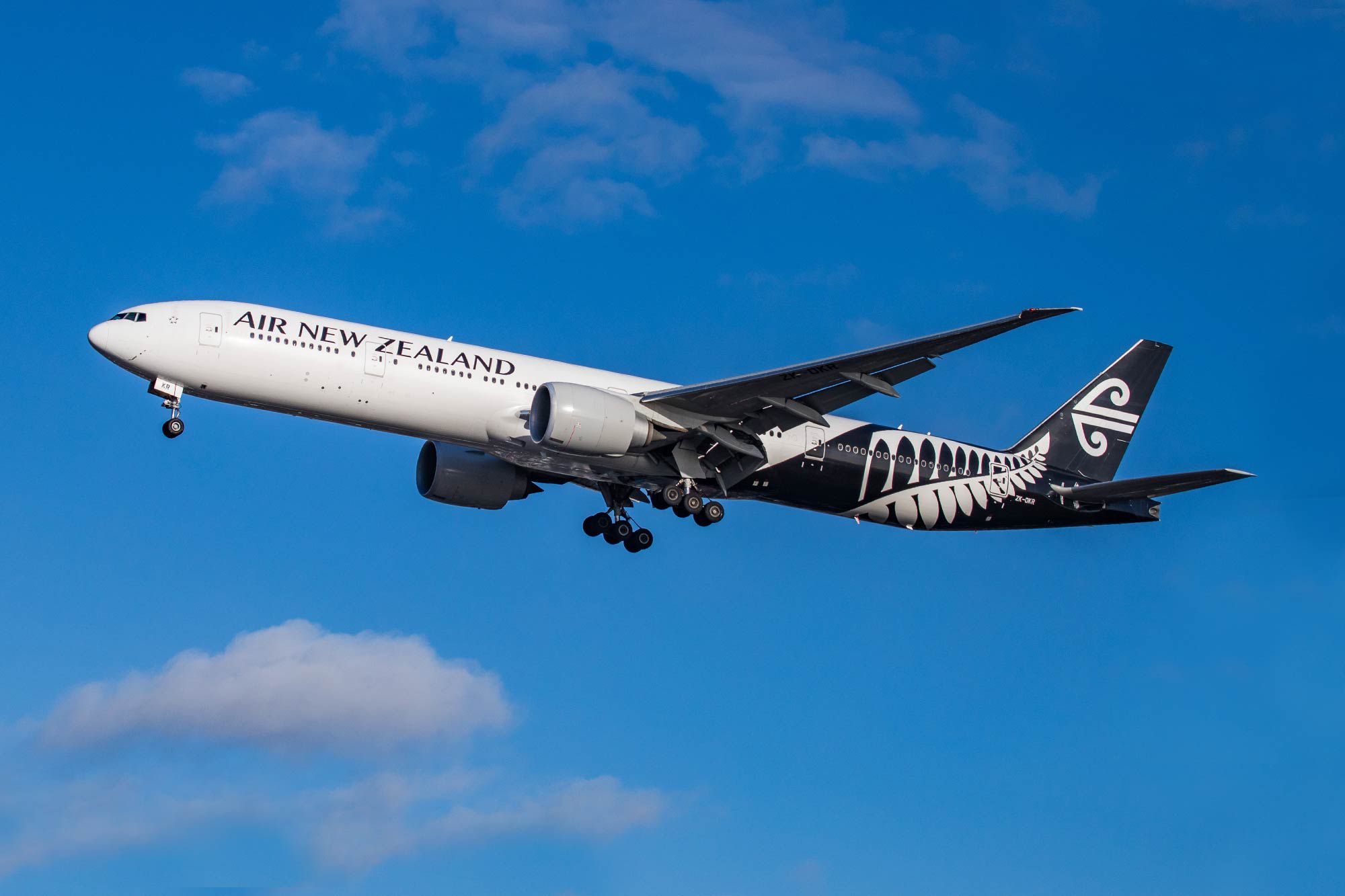 air new zealand’s cyber monday sale has the 'lowest fares of 2023' to auckland, sydney, and more