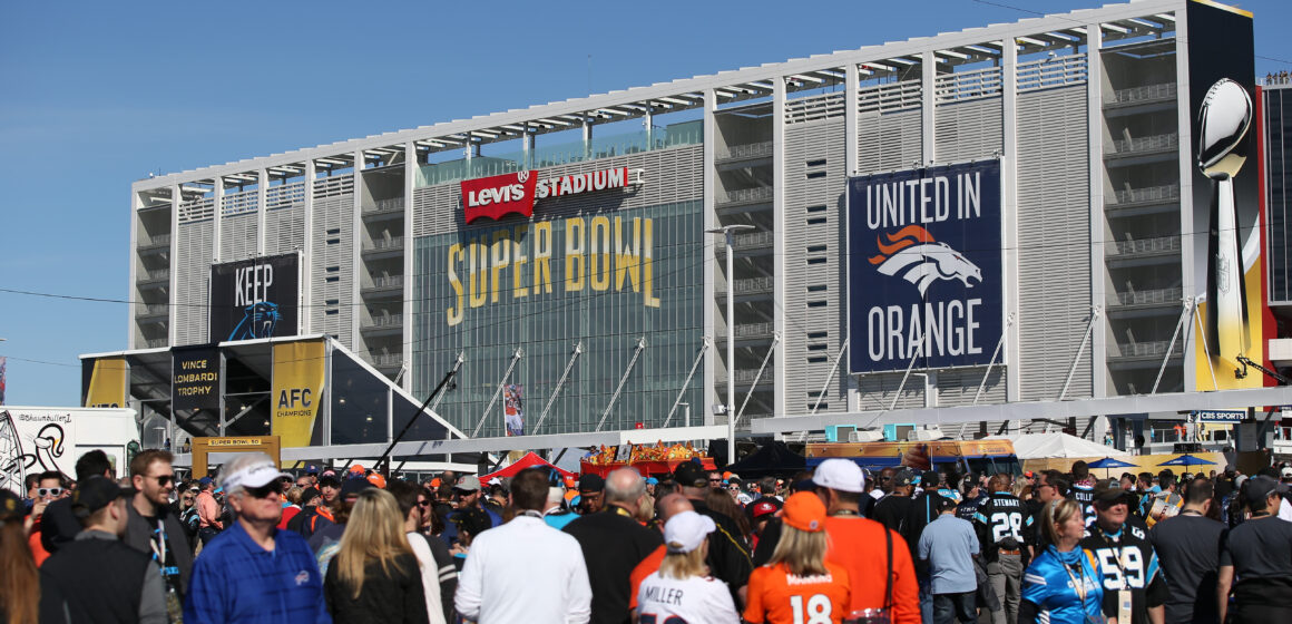 AA19Ng9S Pekerja rumah sakit Silicon Valley dilatih menghadapi ancaman Super Bowl