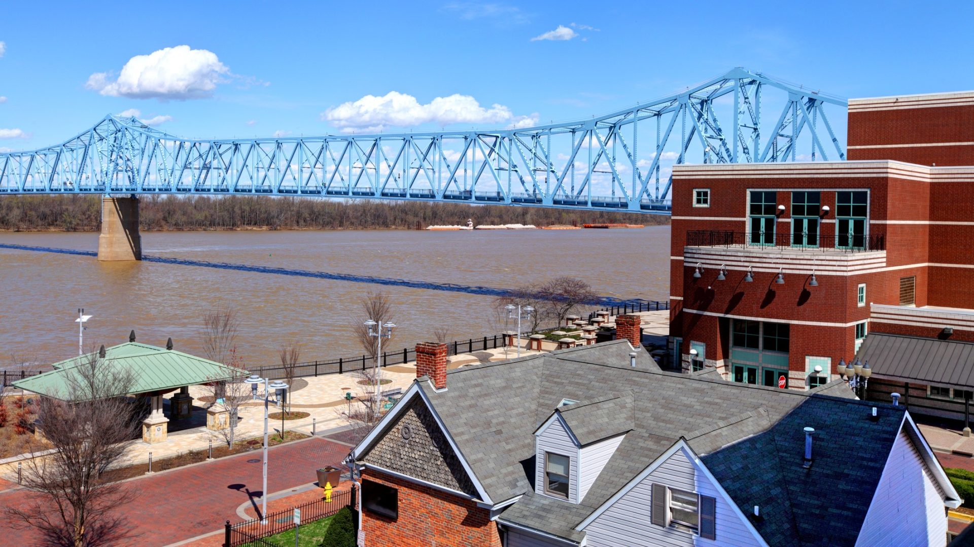 Great Places To Retire Where Rent Is Less Than 1,000 a Month