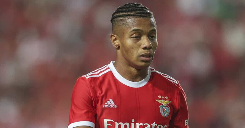 Neres provoca Otávio e Pedro Gonçalves nos festejos do Benfica