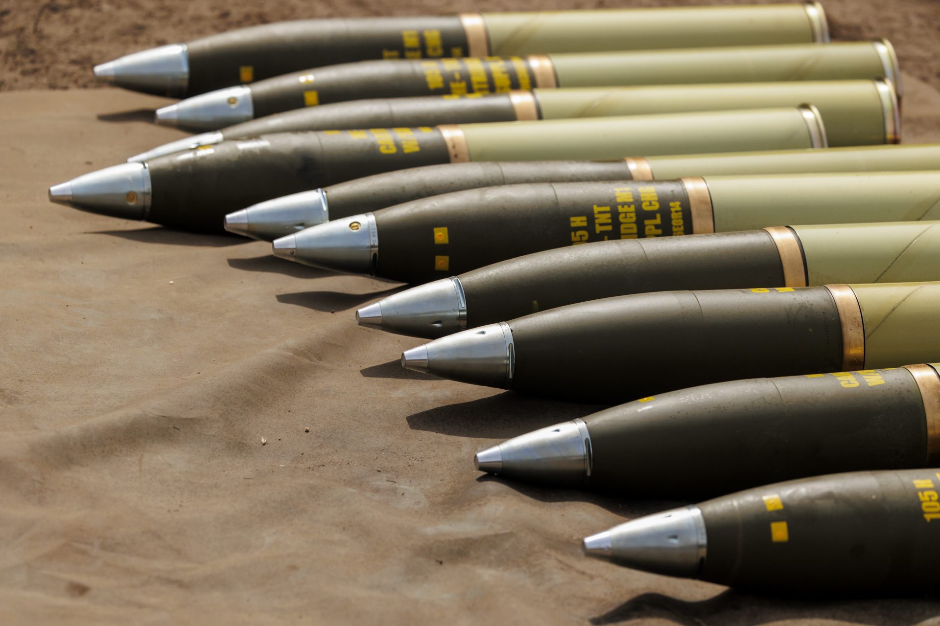 The U S Will Send Depleted Uranium Rounds To Ukraine And It Could   AA19QSM5.img