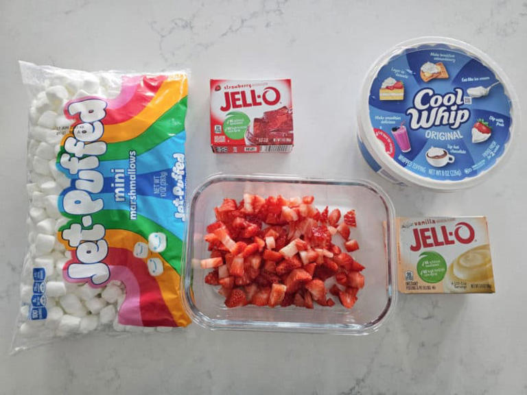Easy Strawberry Fluff Salad Recipe