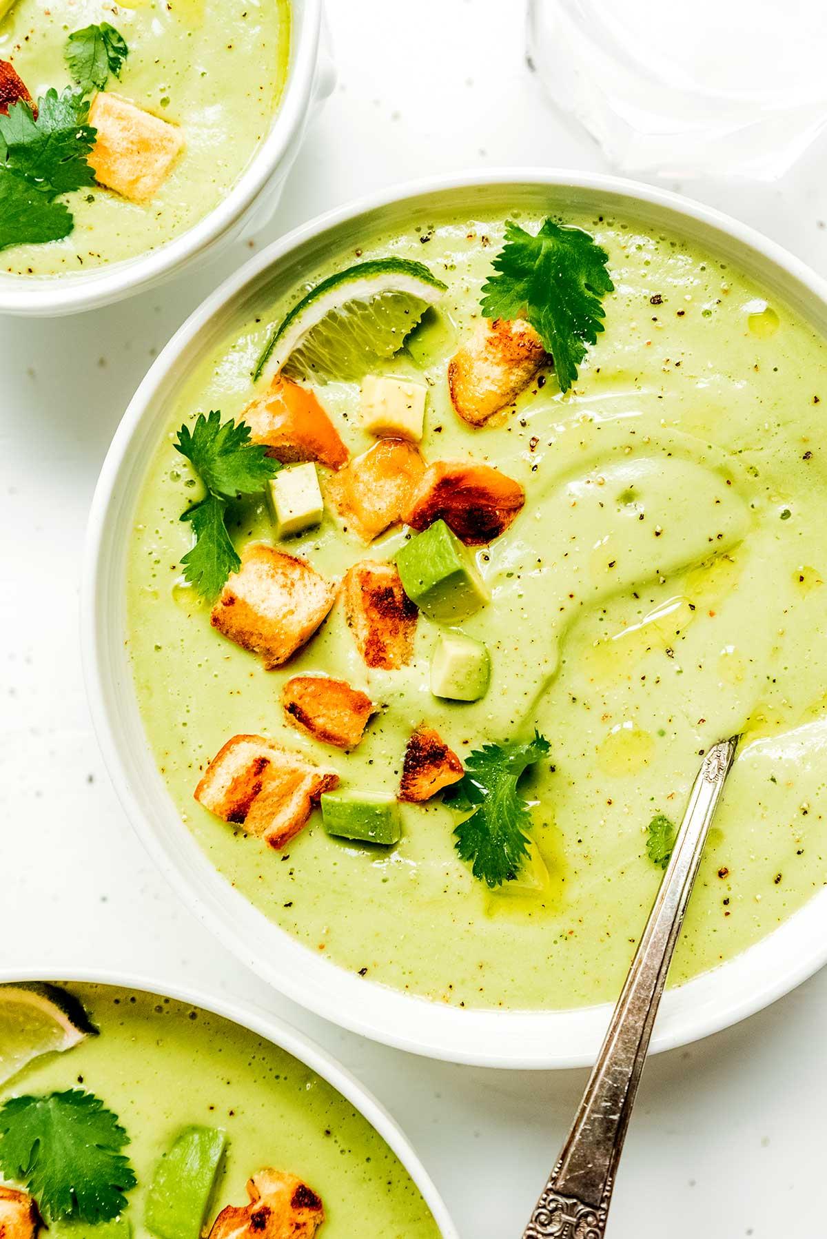 This creamy, vegan soup has a tang of lime juice, a taste of garlic, and a spicy kick from jalapeños! (via <a href="https://www.liveeatlearn.com/avocado-soup/"><strong>Live Eat Learn</strong></a>)