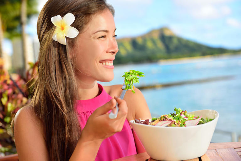 Are you planning a trip to Oahu on a budget? Scroll to find out the best places to eat in Waikiki on a budget! This list of places to eat in Waikiki on a budget contains affiliate links which means if you purchase something from one of my affiliate links, I may earn a small ... Read more