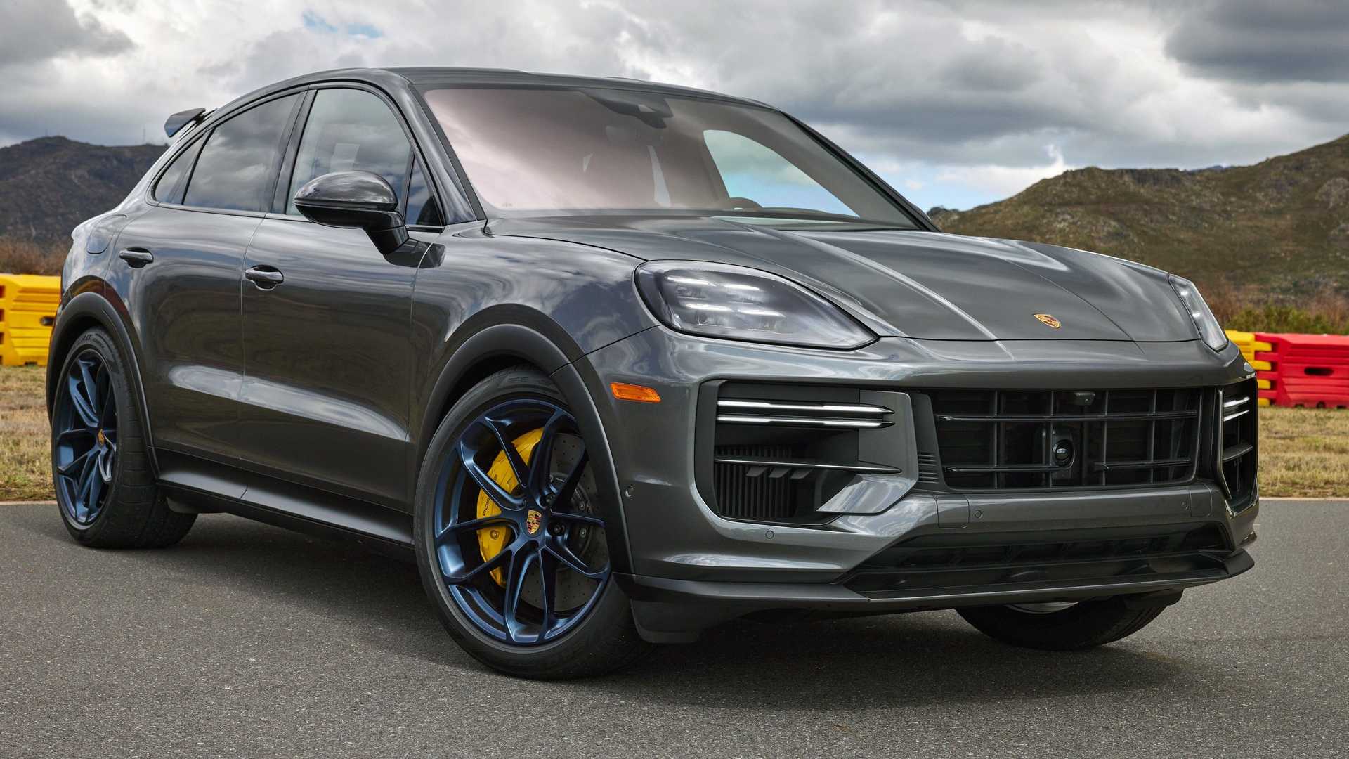 2024 Porsche Cayenne Revealed Overhauled Cabin More Power And 650 HP   AA19Zc3l.img