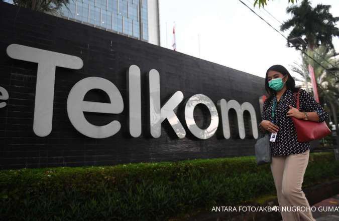 turun 20% sejak awal 2024, intip strategi telkom untuk mengerek lagi harga saham tlkm