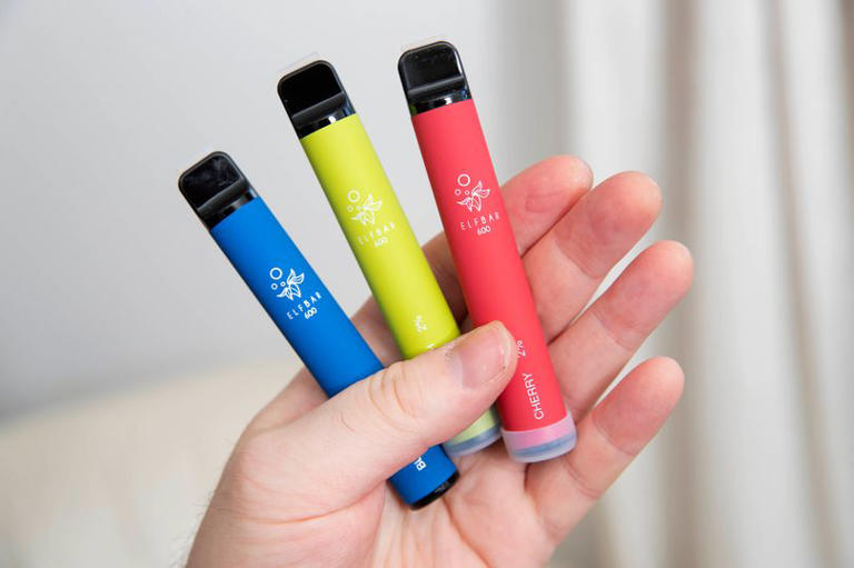 Plea from disposable vapes campaigners as 250 MILLION gadgets to be