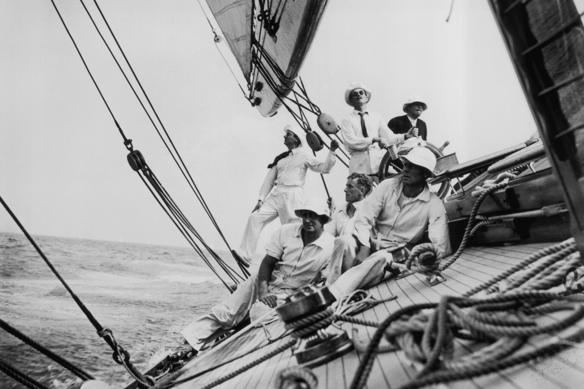 <p><span>Bill King was another strong contender, as a former Royal Navy submarine commander, many thought he was going to cross the line first. He built a 42ft junk-rigged schooner and named it Galway Blazer. The ship was designed for heavy conditions and its rigging was designed to sustain strong winds. </span></p>