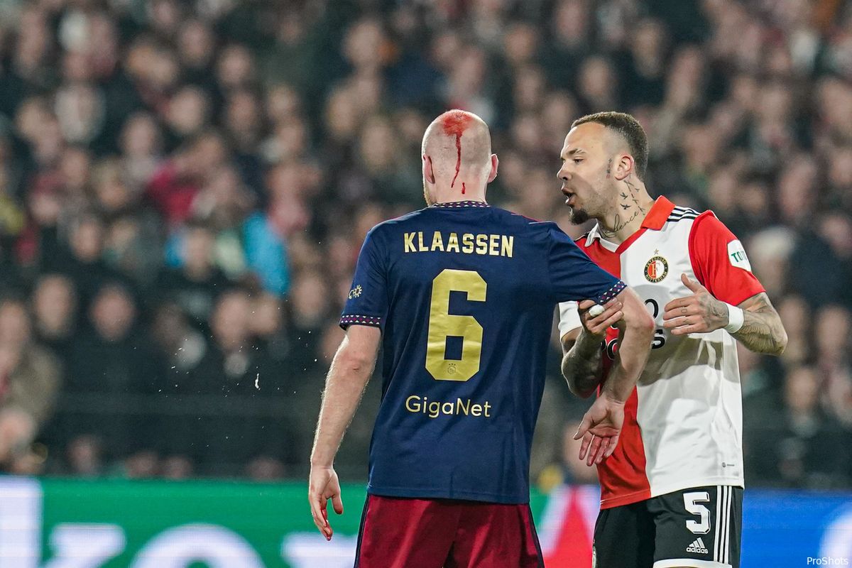 Feyenoord-Ajax (1-2) Gestaakt | Heitinga Haalt Spelers Van Het Veld Na ...