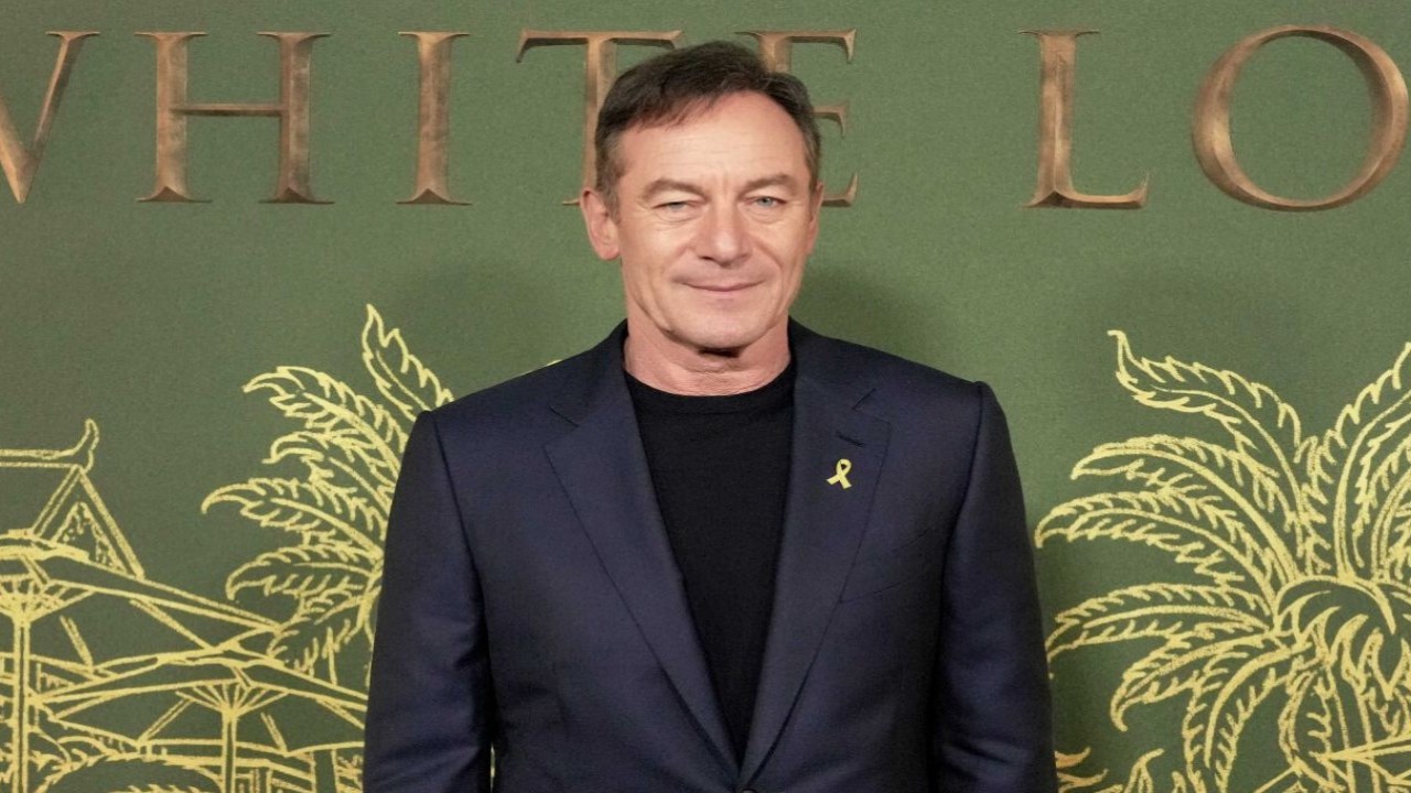 The White Lotus Season 3 Jason Issacs Dishes on Which Southern Charm