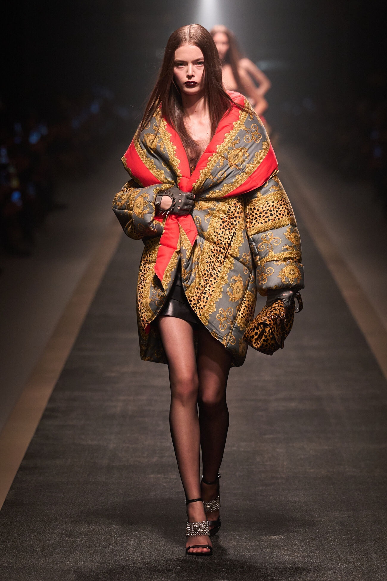 Versace fall-winter 2025-26 fashion show at Milan Fashion Week: a ...