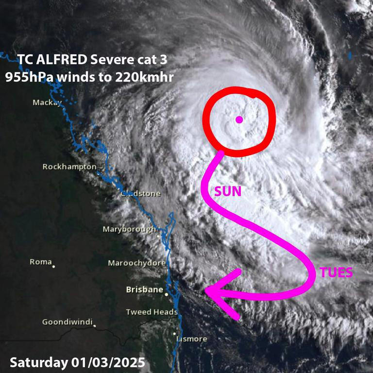 Cyclone threatening to hit major city