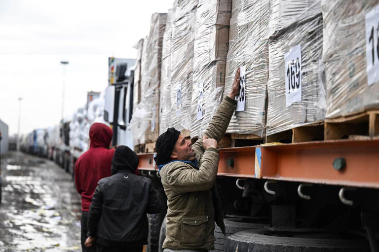 Truck drivers waited last week to carry goods into Gaza via the Rafah border crossing from Egypt.