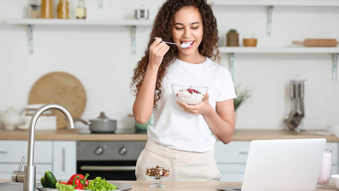 Hüttenkäse-Rezepte: Lecker abnehmen: 8 schnelle Hüttenkäse-Rezepte