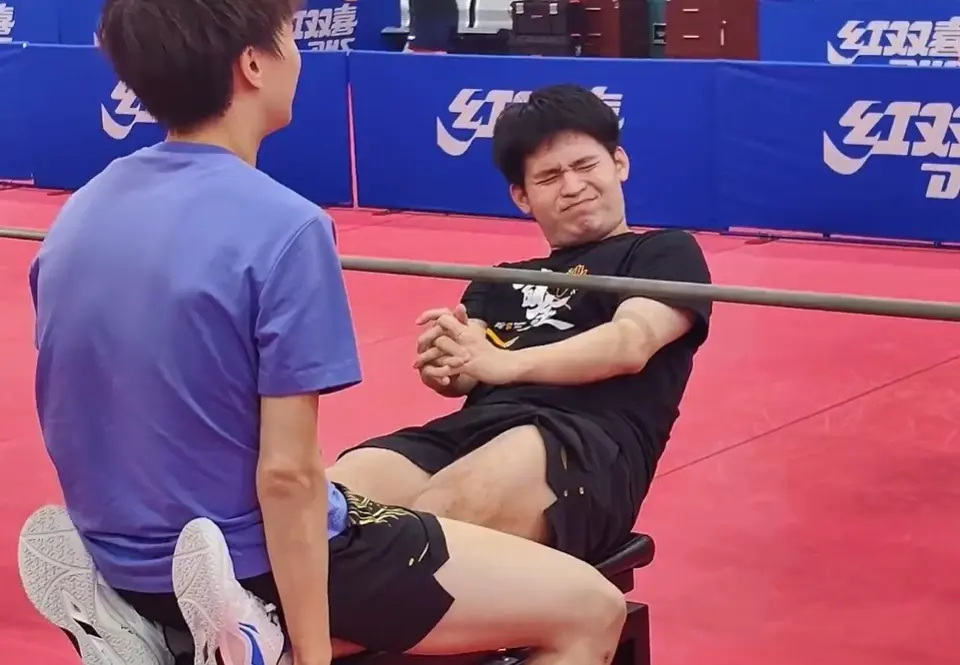 国乒体测众生相：36岁马龙轻松过关，王楚钦出洋相出到央视了！