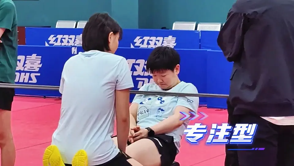 国乒体测众生相：36岁马龙轻松过关，王楚钦出洋相出到央视了！