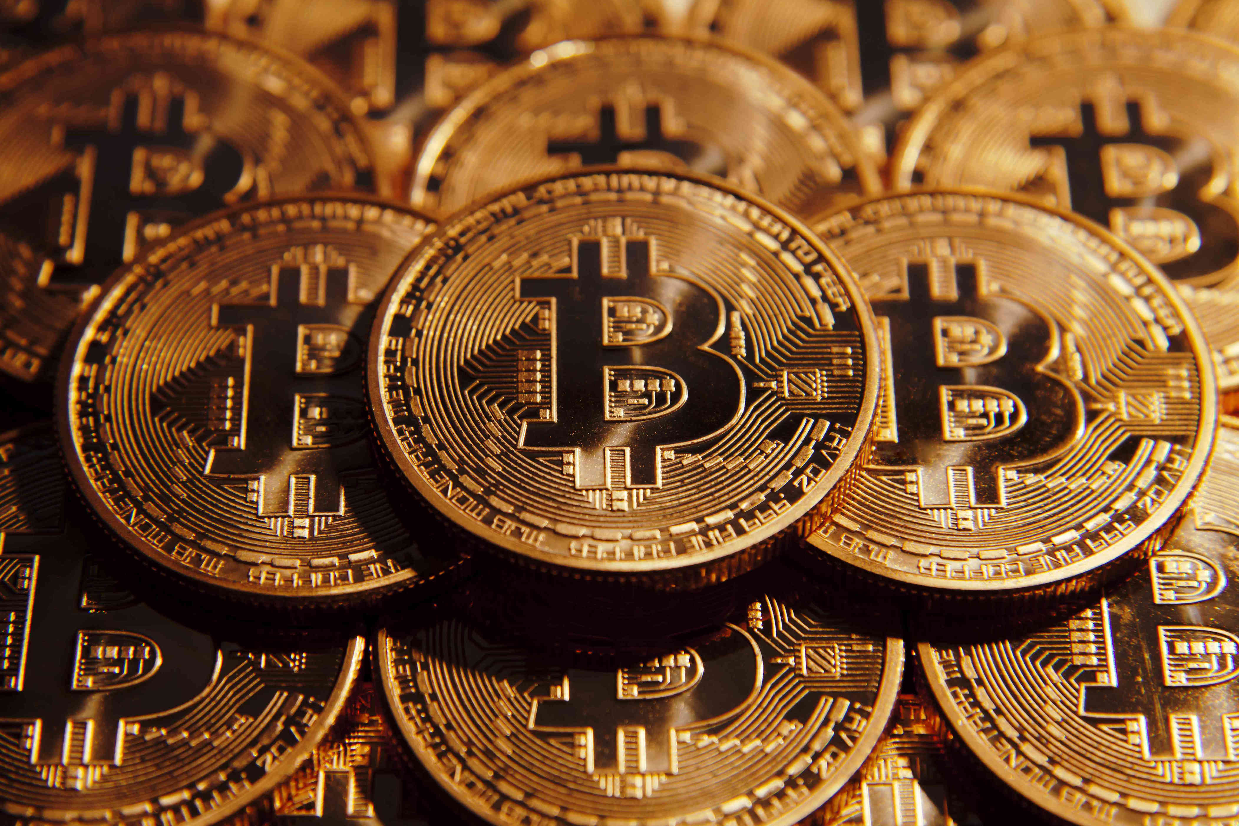 Bitcoin Price Sets Another Record as it Tops $122,000