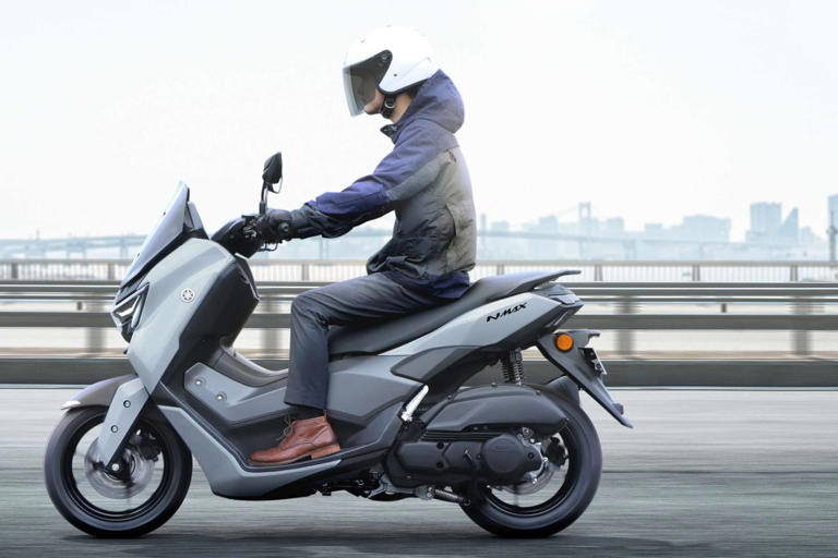 ヤマハ新型「NMAX」発売！ 2025年モデルはスタイリング刷新