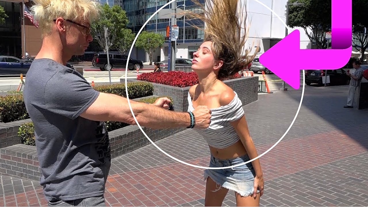 Magician steals people’s wallets during disappearing magic prank