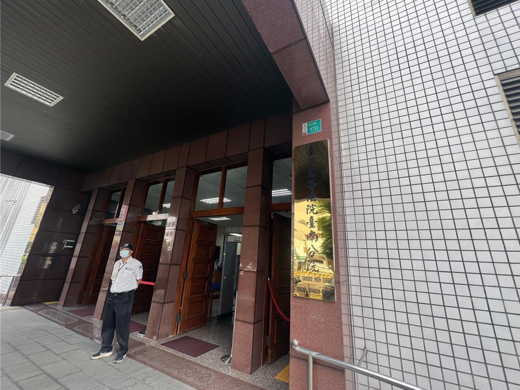 嘉義一名比丘詐騙黃姓友人700萬元，一審被重判4年6月，但因和解賠償損失，台南高分院改判徒刑2年，緩刑5年。（本報資料照片）