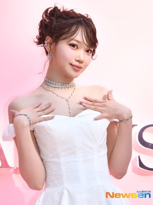 PHOTO】LE SSERAFIM キム・チェウォン＆ZEROBASEONE ソン・ハンビンら