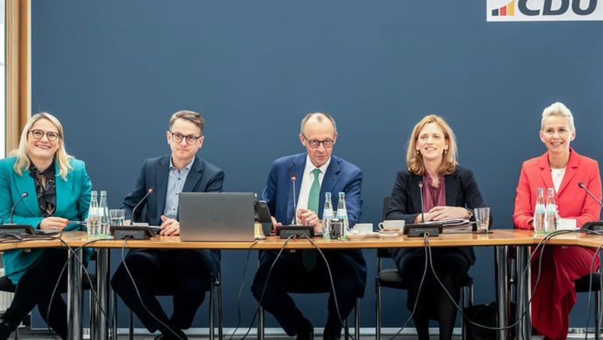 CDU-Spitze stimmt für Koalitionsverhandlungen mit SPD