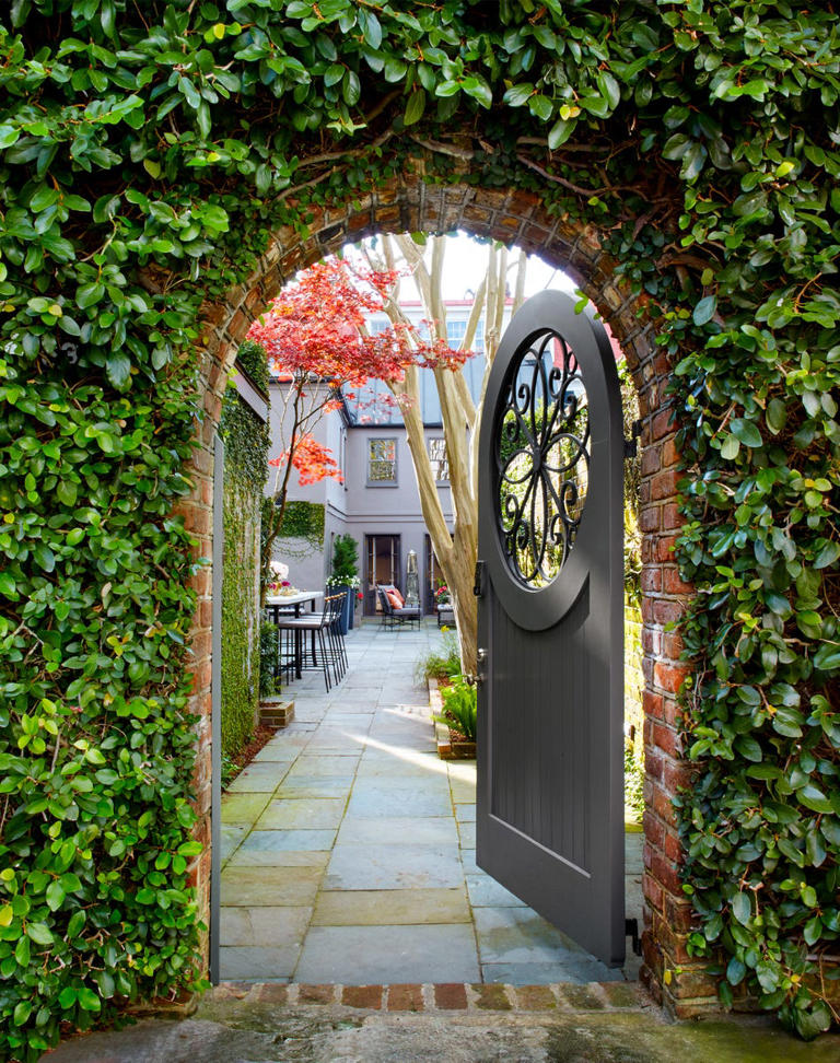 These expert-approved hardscaping ideas will make your backyard ...