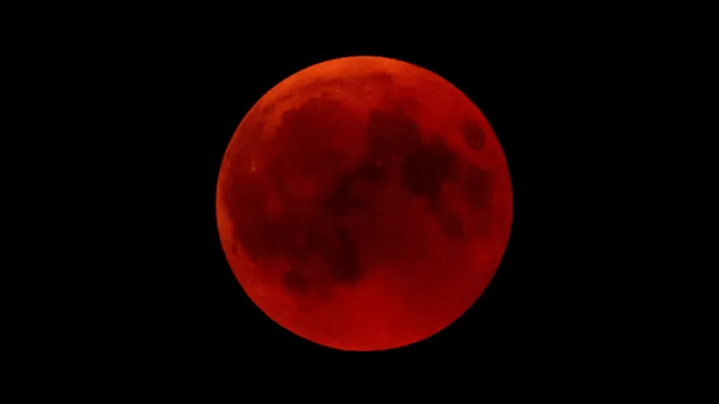 Blood moon 2025: When will the total lunar eclipse peak in Kentucky?