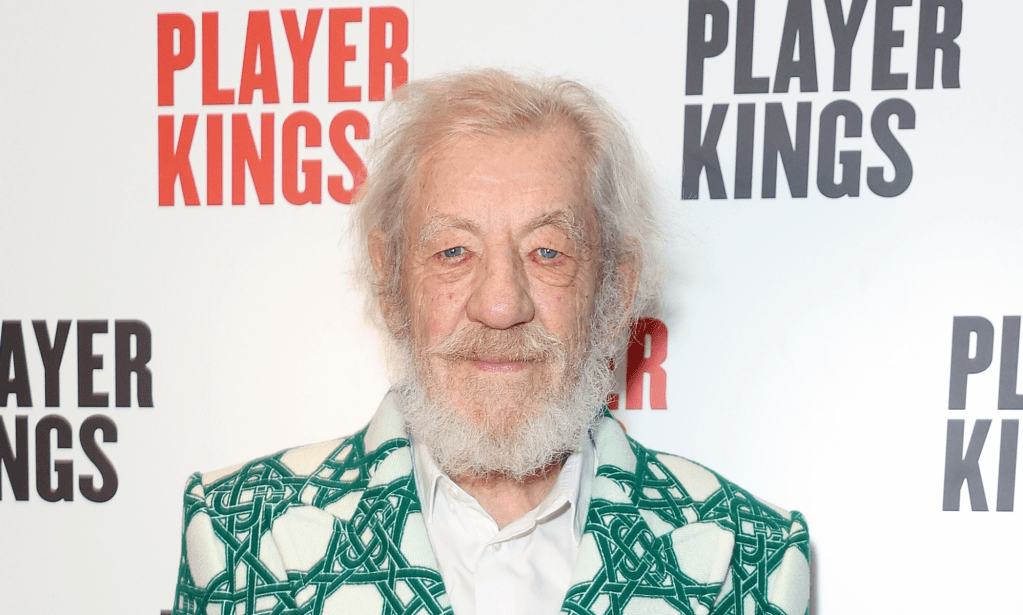 Sir Ian McKellen urges queer actors to come out ‘Get into the sunshine’
