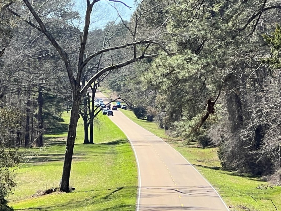 3 killed after medical helicopter crashes in Mississippi