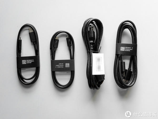 办公设计两相宜 戴尔UltraSharp U2725QE显示器评测