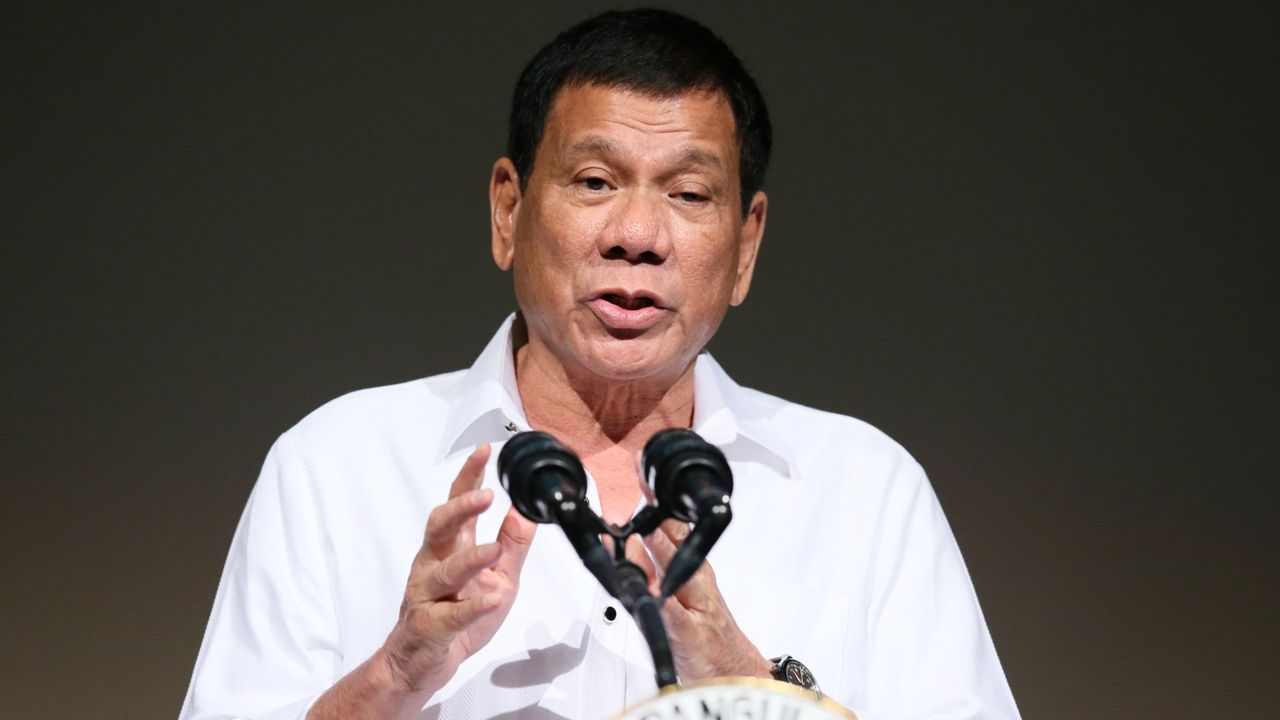 „Ihr werdet mich töten müssen”: Philippinischer Ex-Präsident Duterte ...