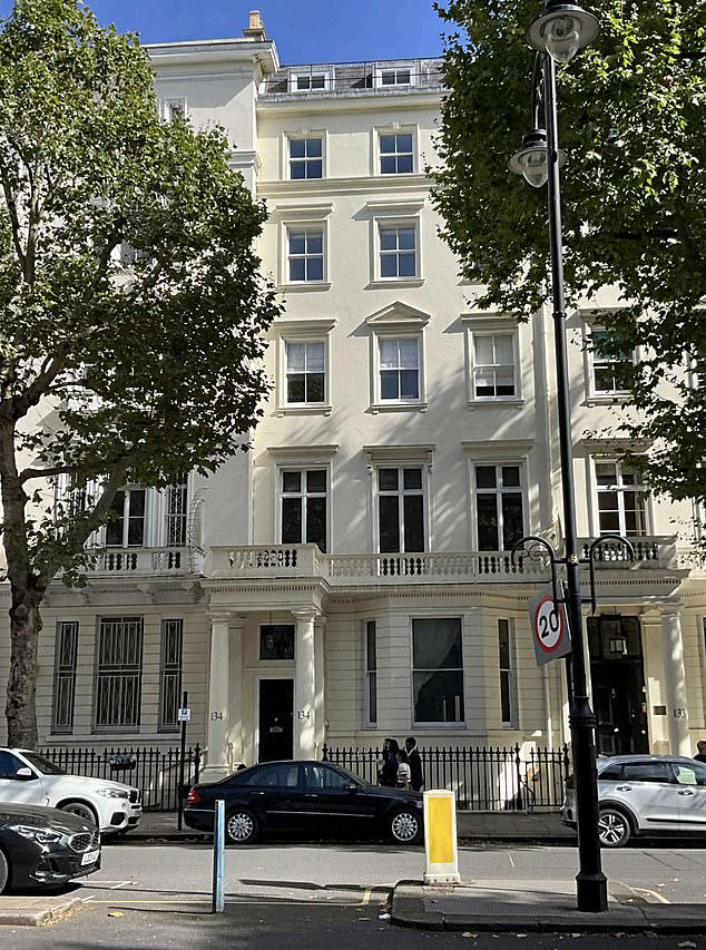 Tiny London flat formerly a caretaker's cupboard goes on sale for eye ...