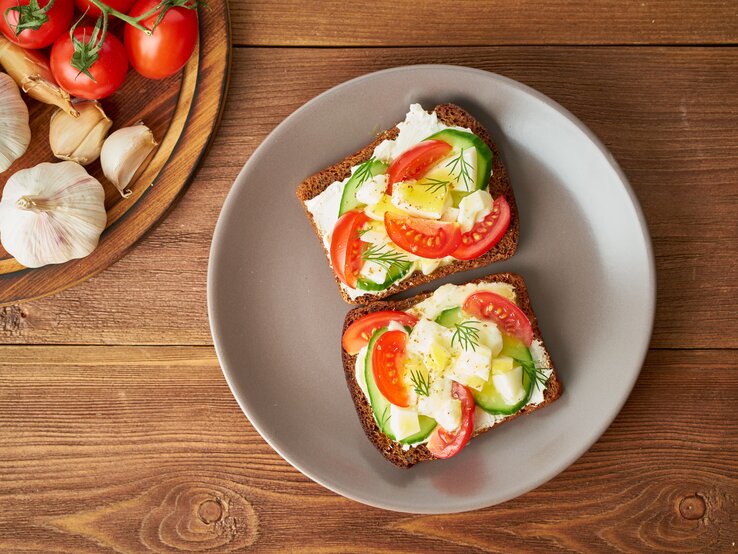 Frühlings-Sandwich mit Gurke und Tomate: Das wird dein Tag