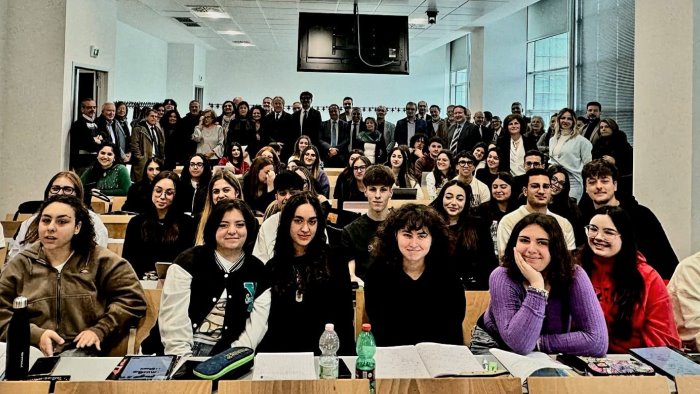 federico ii inaugurato un nuovo edificio al polo di san giovanni a teduccio