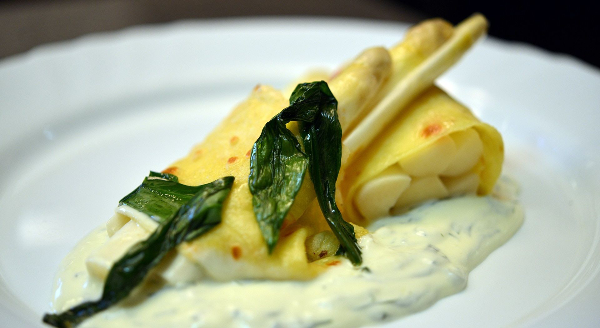 Rezept: Andis Spargel-Pfannkuchen mit Bärlauchcreme