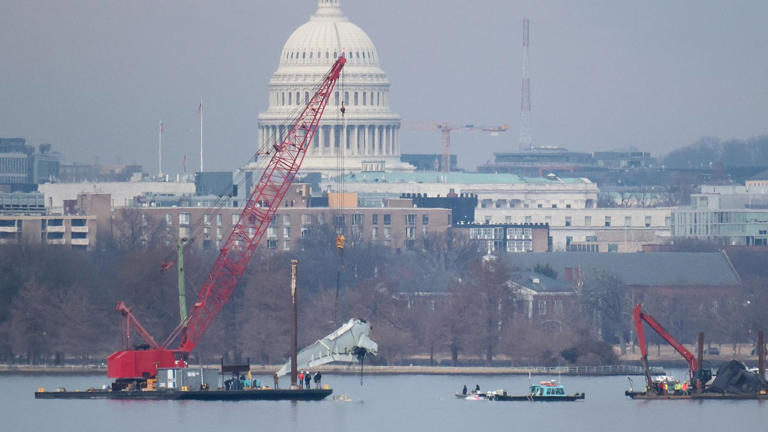 DC plane crash: NTSB calls for immediate changes at Reagan airport