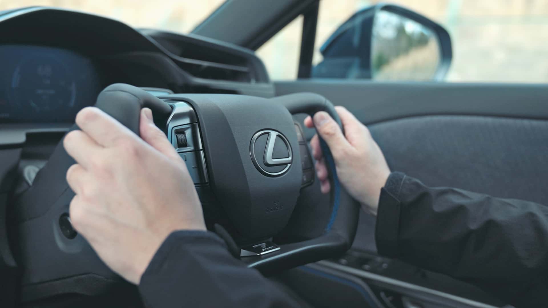 China’s next safety target may be yoke steering wheels
