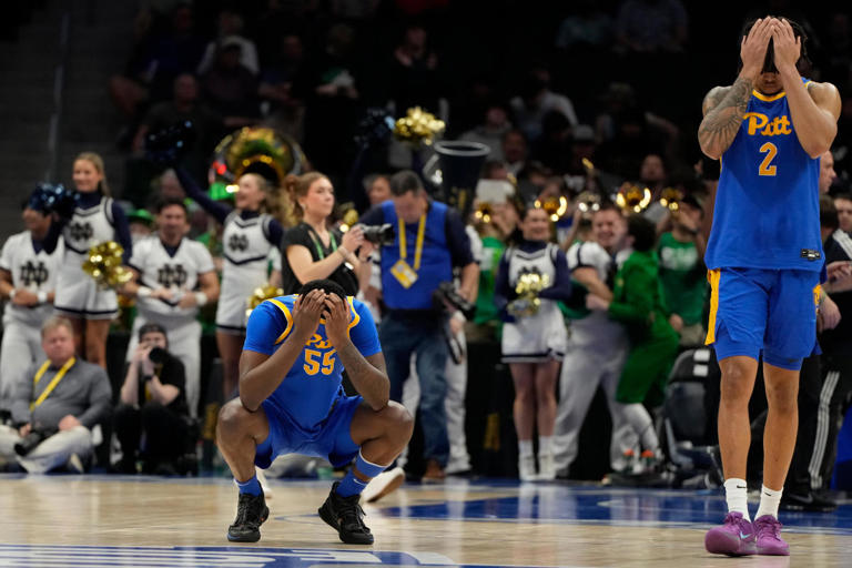 officials-under-fire-after-controversial-call-in-final-seconds-during