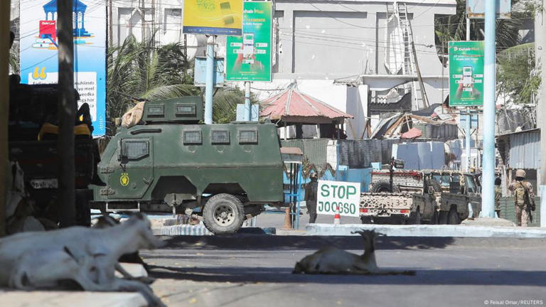 Al menos 10 muertos en ataque yihadista a hotel en Somalia