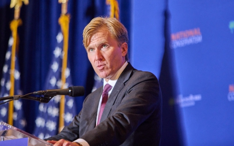 美國防部負責政策事務的副部長提名人埃爾布里奇·科爾比（Elbridge Colby）在聽證會上表示，台灣並非美國的「生死攸關」利益。&nbsp;&nbsp;&nbsp;圖:翻攝自騰訊網