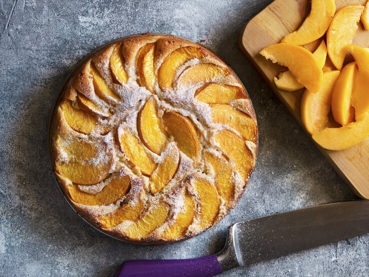 Blitzkuchen mit Pfirsich: In nur 15 Minuten im Ofen
