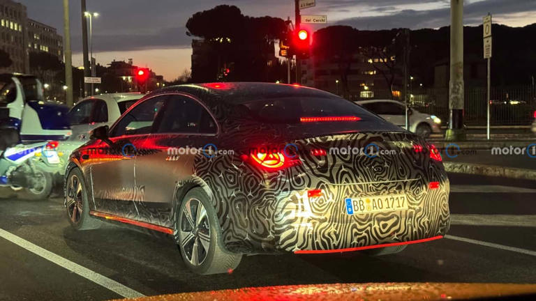 Die Premiere des neuen Mercedes CLA steht vor der Tür