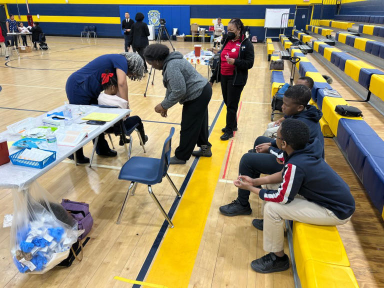 Over 200 people get flu vaccine at walk-in clinic in Prince George’s County