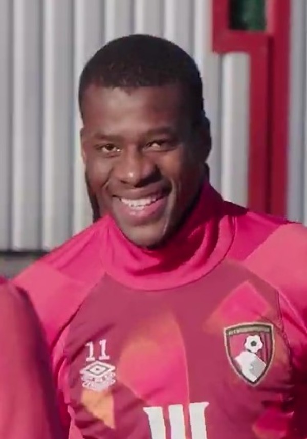 9 Budget Travel Secrets Airlines Don’t Want You to Know