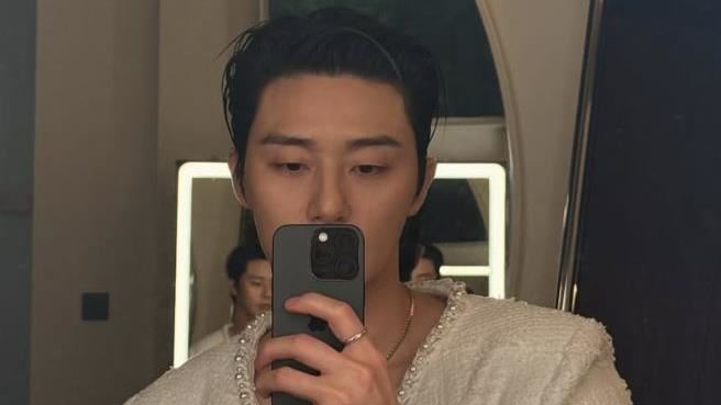 朴敘俊受邀出席時尚秀。（圖／翻攝自IG @bn_sj2013）